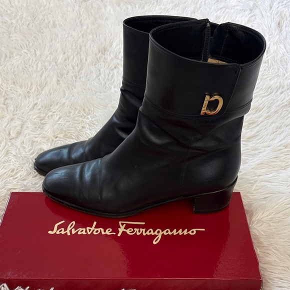 Salvatore Ferragamo Vintage Black Leather Mid-Calf Boot with Signiture Emblem - Picture 8 of 12
